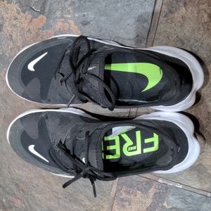 Nike Free RN 5.0